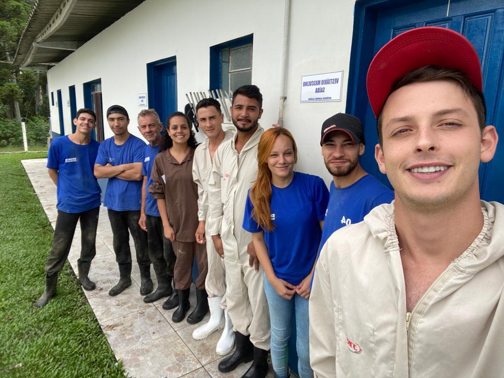 JOVENS NA LIDA, RAMON, SUINOCULTURA, suinocultor