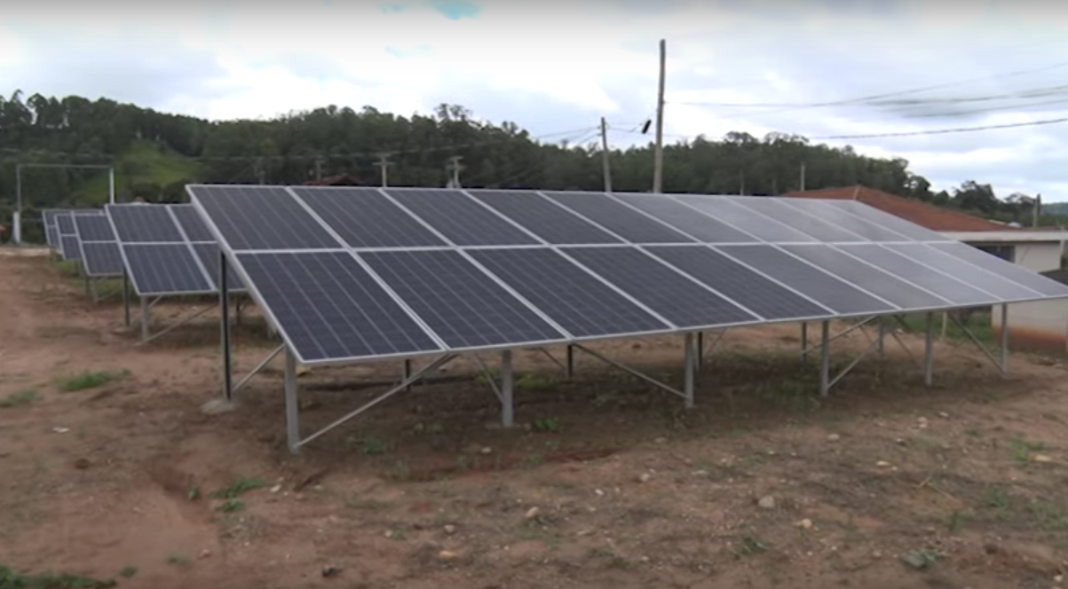 Avicultores reduzem custos de produção com energia fotovoltaica